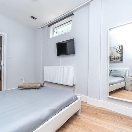 Modern Apartment In East Лондон Екстер'єр фото