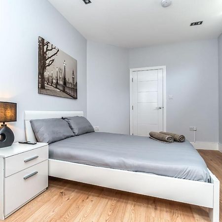 Modern Apartment In East Лондон Екстер'єр фото